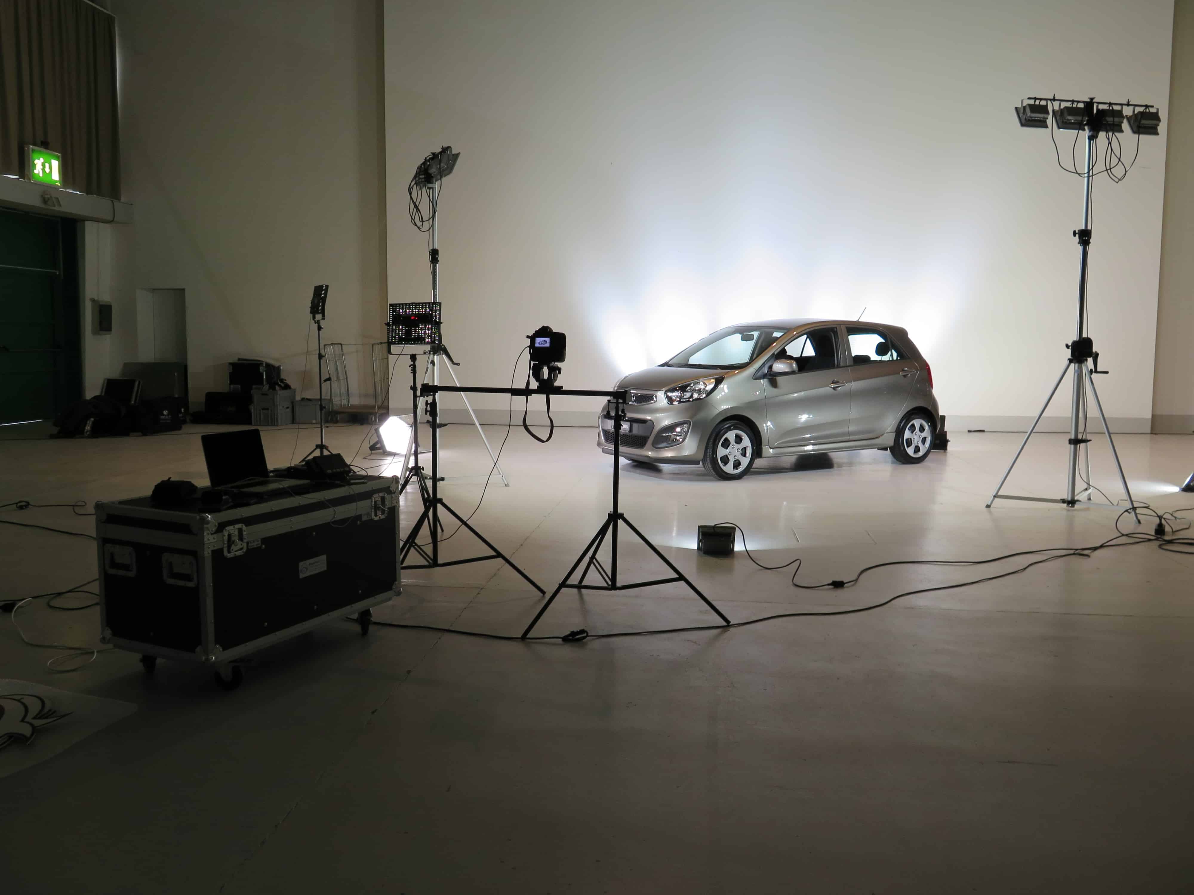 NUOVA CAMPAGNA SPOT TV KIA PICANTO E PABLO MENEGUZZI